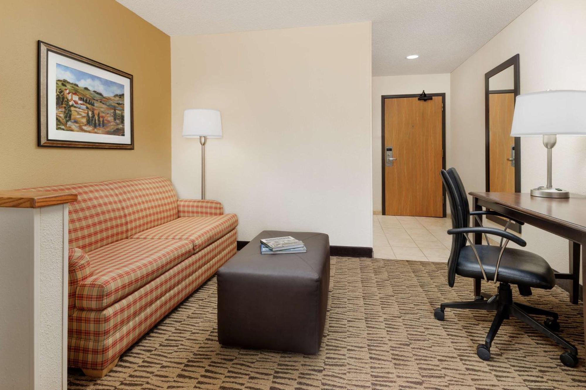 Hampton Hotel